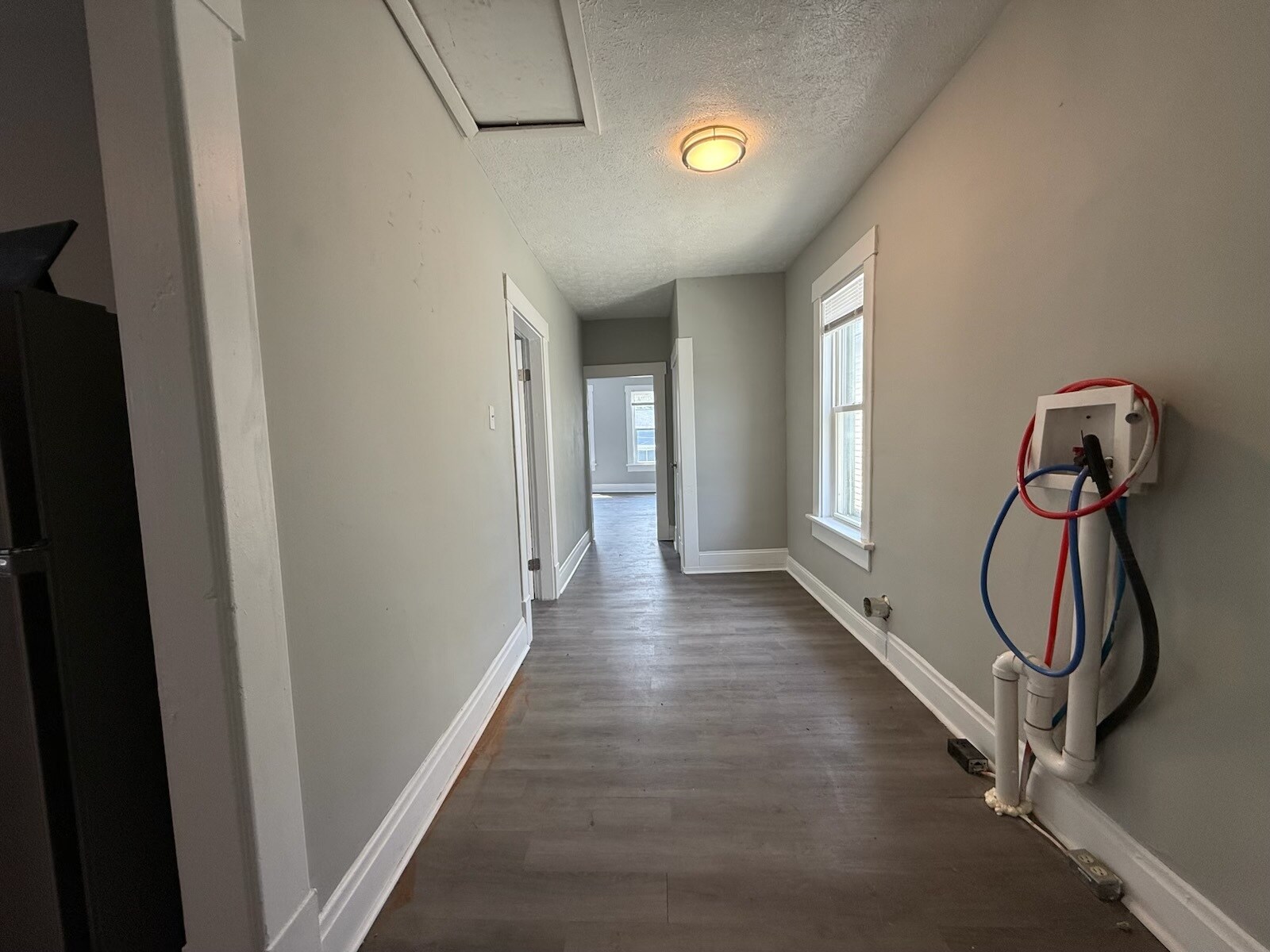 Building Photo - 358 Saint Clair Ave