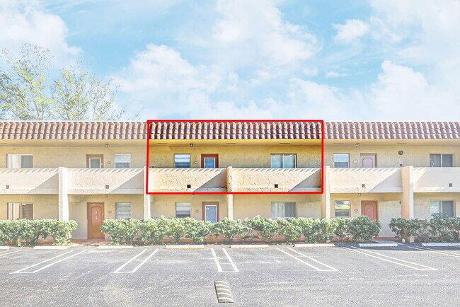 Building Photo - 829 Camino Rd