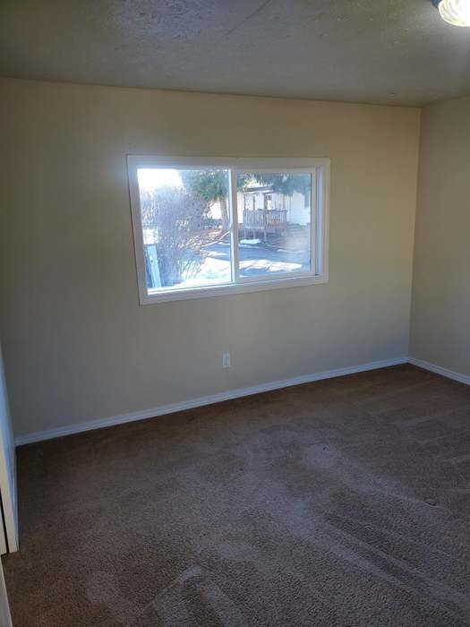 Building Photo - 4001 E Denison-Chattaroy Rd