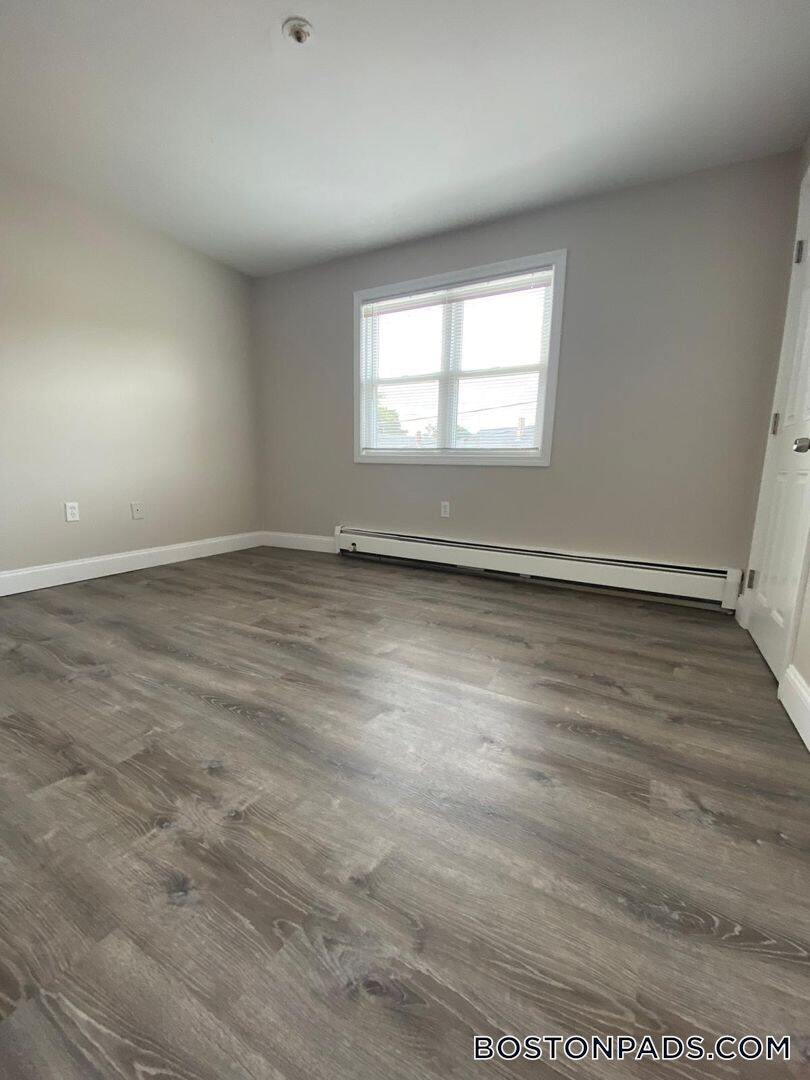 Building Photo - 169 Aiken Ave