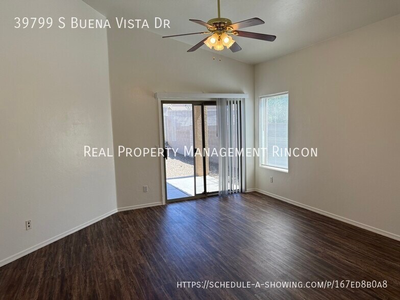Building Photo - 39799 Buena Vista Dr