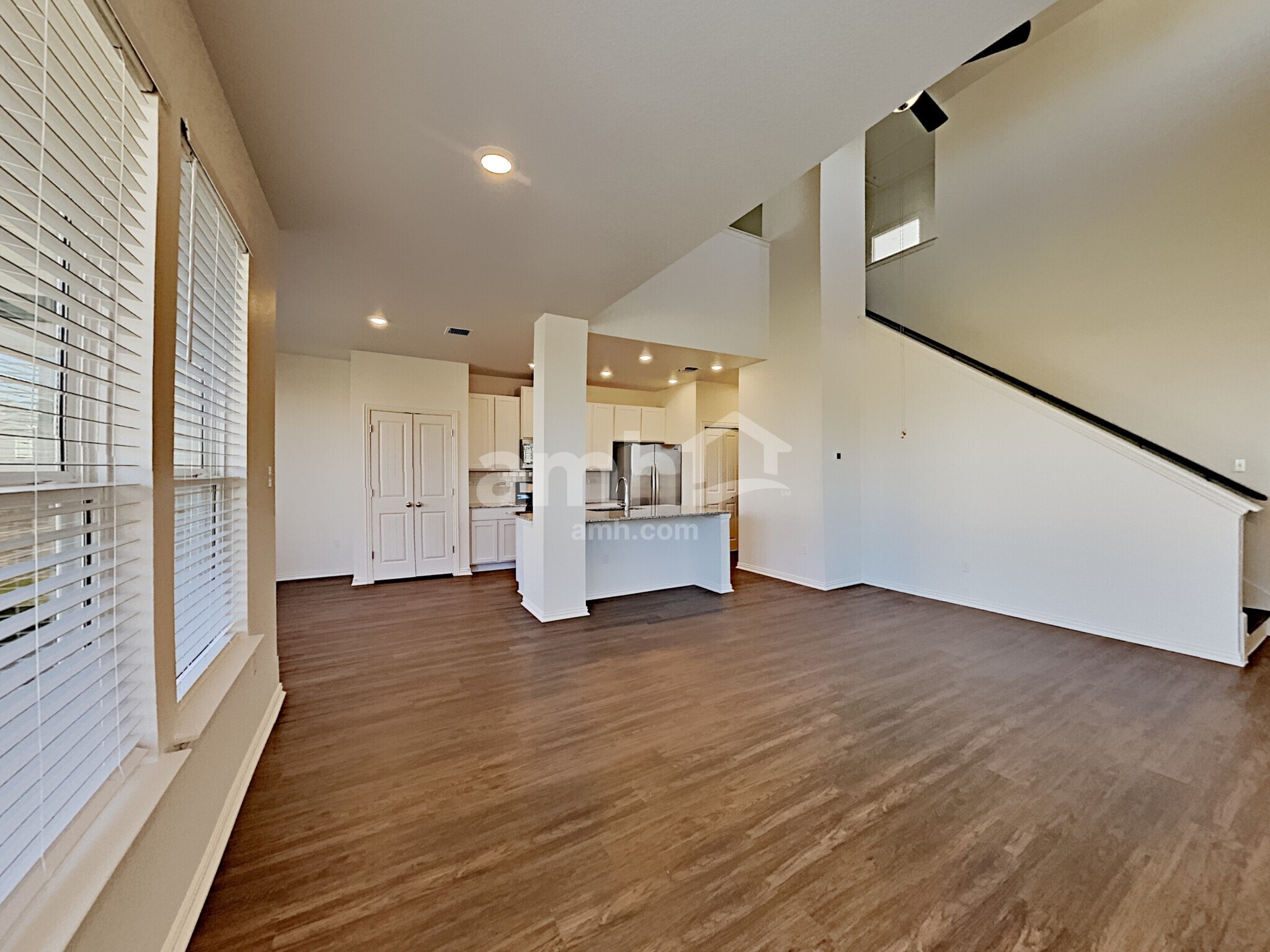 Building Photo - 2709 Meadowood Heights