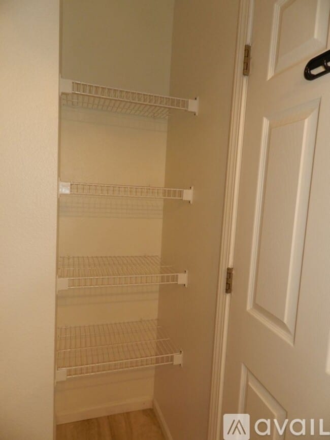 Building Photo - Available March 20th!!!