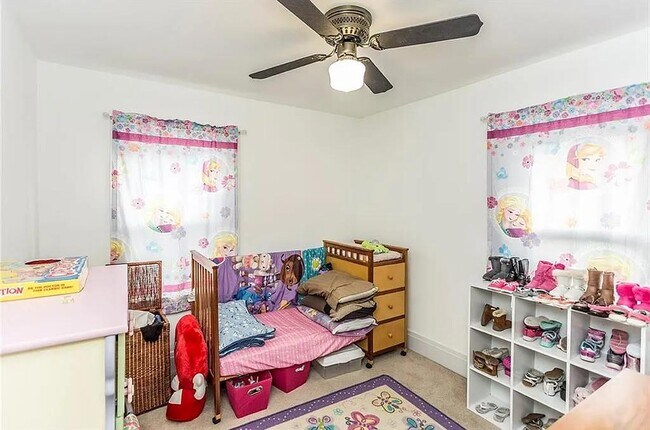 Building Photo - 1519 Mattern Ave