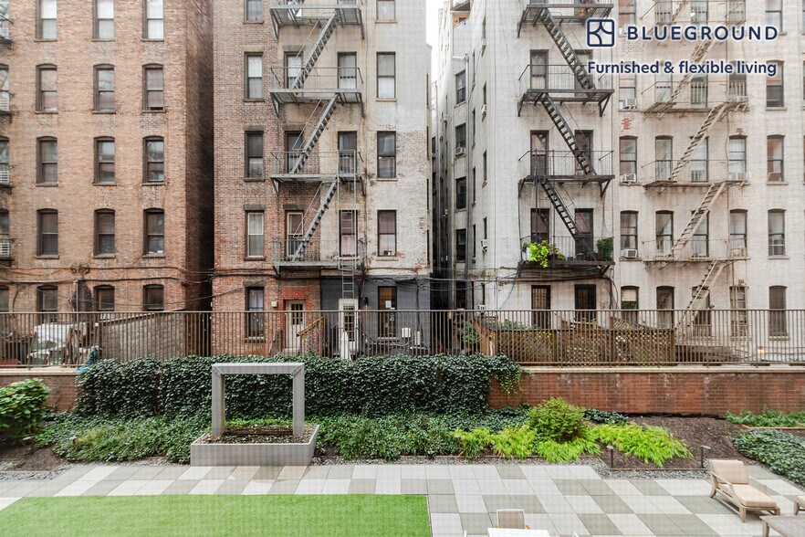 Building Photo - 311 W 50th St