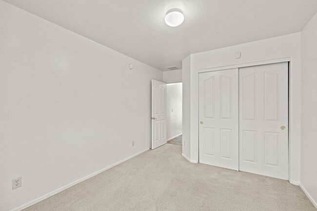 Building Photo - 13181 E Mesquite Flat Spring Dr