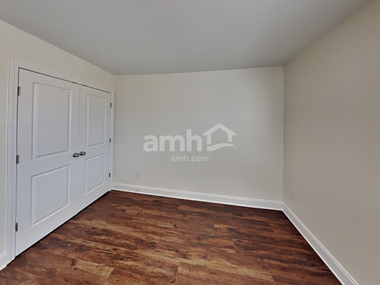 Building Photo - 4318 Effie Seward Dr