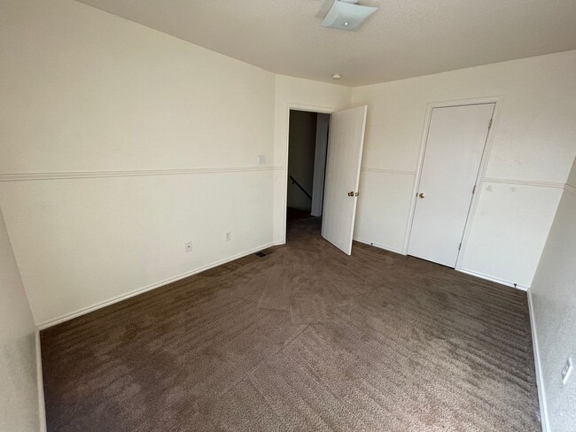 Building Photo - 4408 Abigail Dr