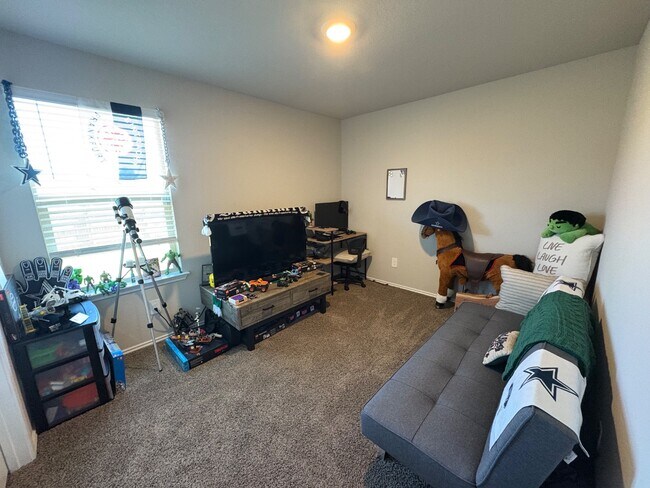 Building Photo - 2534 Merganser Dr