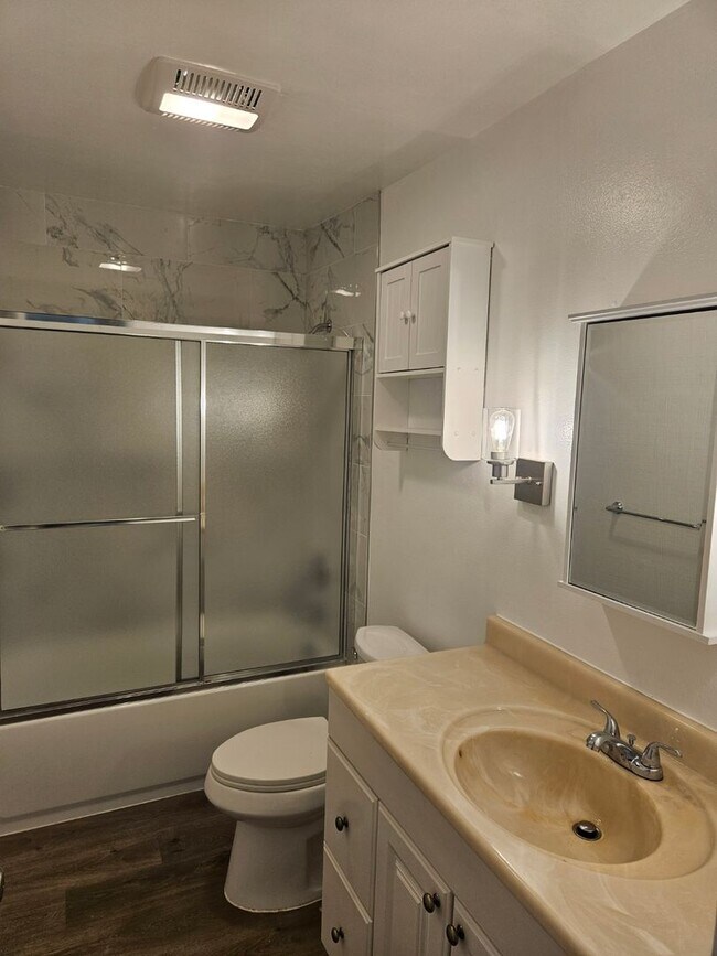 Building Photo - Remodeled 2 bedroom 1 bath condo in heart of Santa Clara