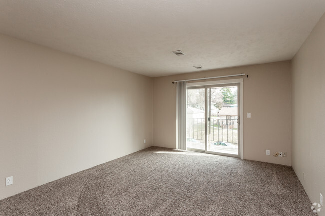 1BR, 1BA - Living Room - Tara Heights