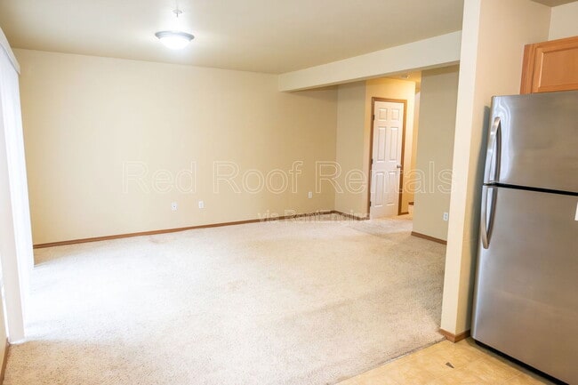 Building Photo - 10512 140th St Ct E