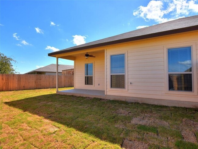 Building Photo - 517 Jack Rabbit Ln