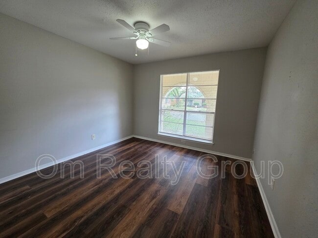 Building Photo - 12724 Shannon Hills Dr