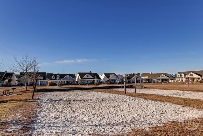 Building Photo - 3 Heavener Rd