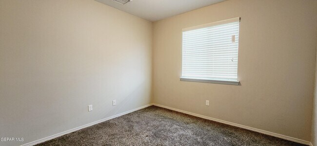 Building Photo - 4956 Rose Elise St