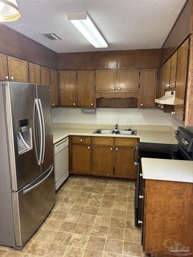 Building Photo - 6427 Lanier Dr