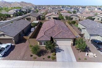 Building Photo - Spacious 4BD/2BA in Verrado