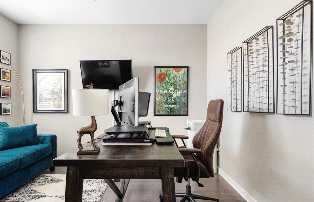 Building Photo - 9977 Hough Pt