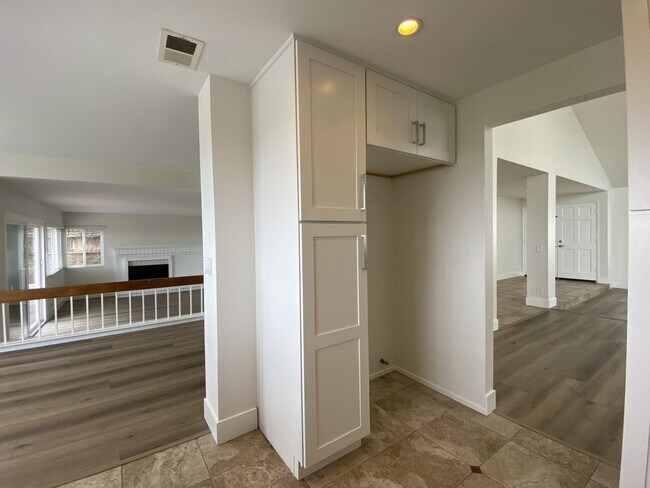 Building Photo - Spacious Home in La Costa with Nice View!!
