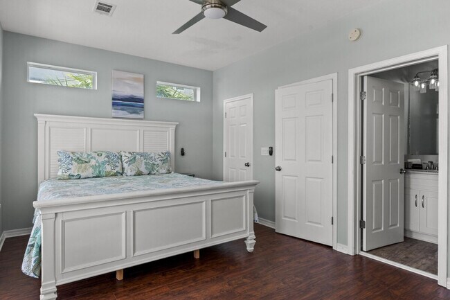 Building Photo - 2809 Scenic Hwy 98