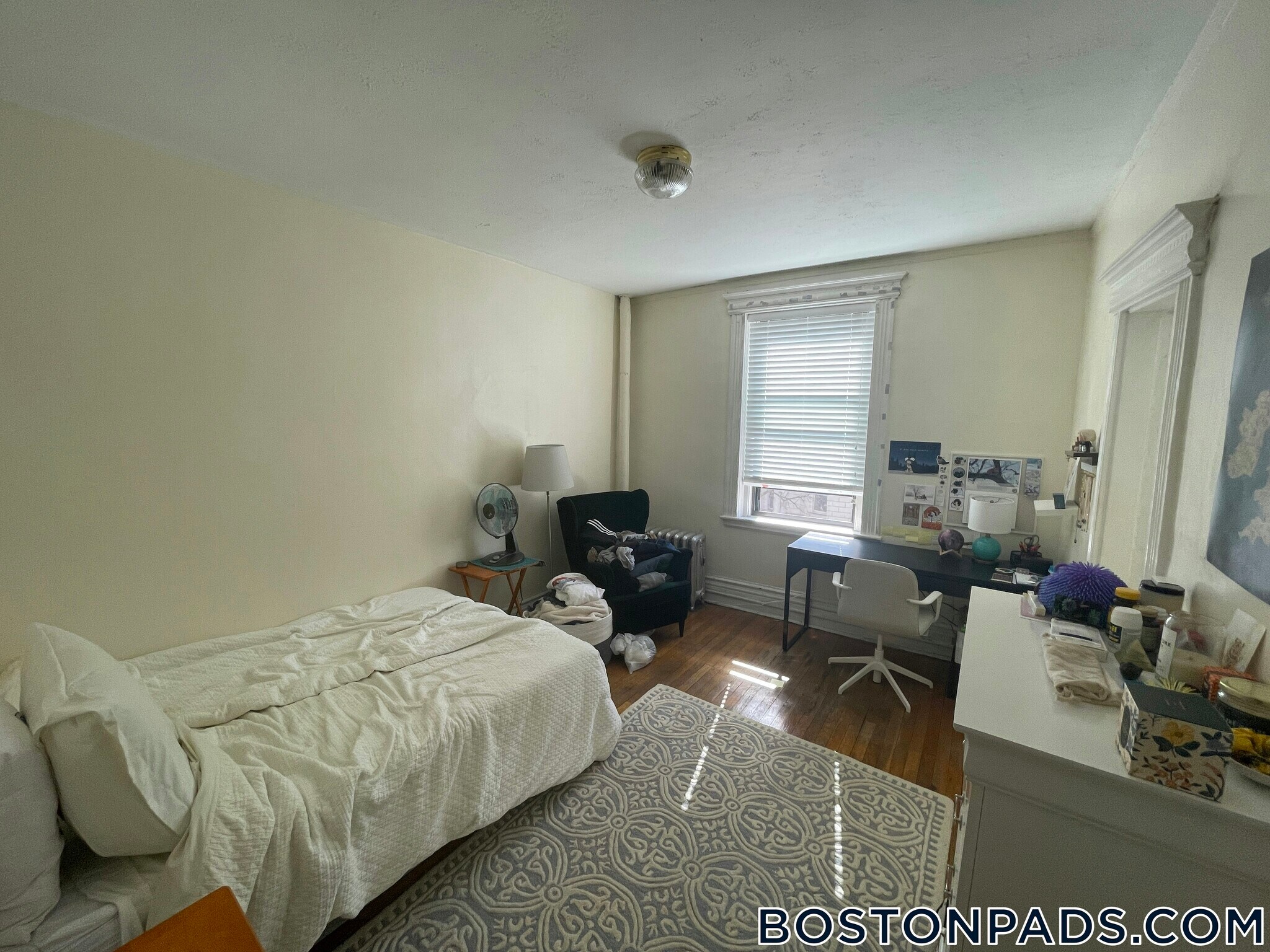 Building Photo - 1111 Boylston St