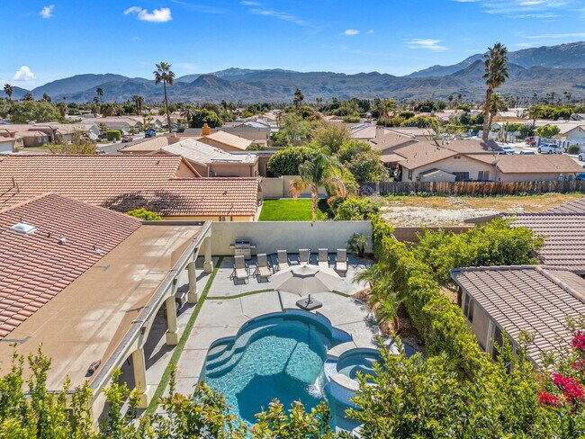 Building Photo - 31115 Whispering Palms Trail