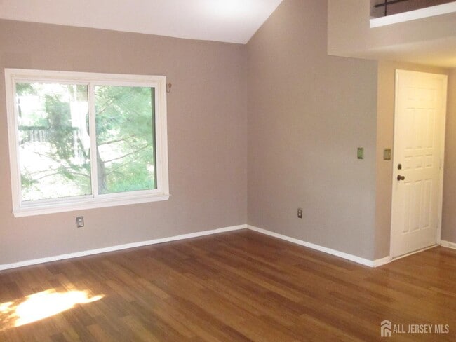 Building Photo - 202 Goldmine Ln