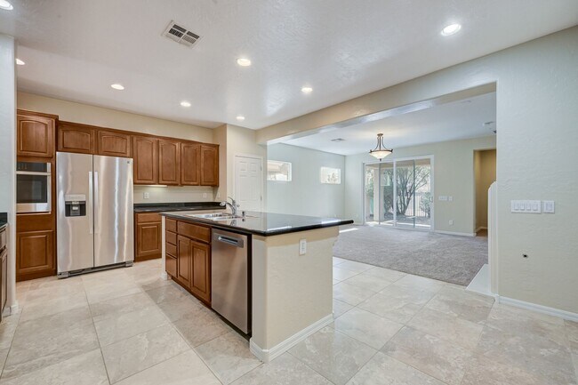 Building Photo - 4 Bedroom Home in Silverstone Ranch / No Rear Neighbors!