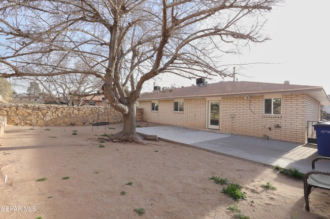 Building Photo - 11617 Soberana Ln