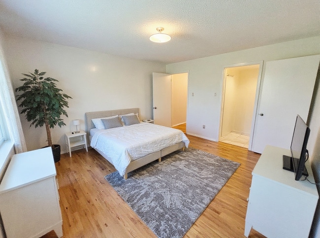 Building Photo - 4034 Dream Oak Pl
