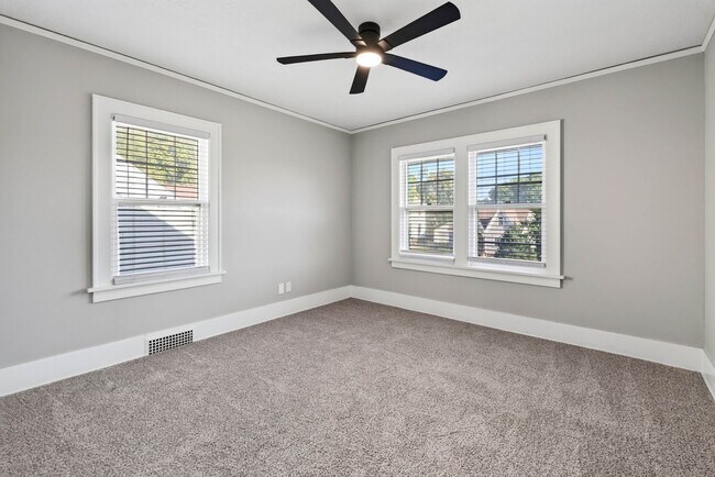 Building Photo - 4417 Poppleton Ave