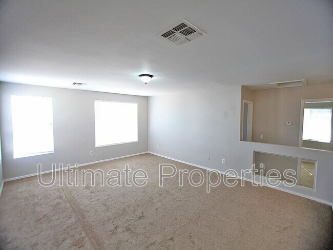 Building Photo - 12511 N 121st Dr