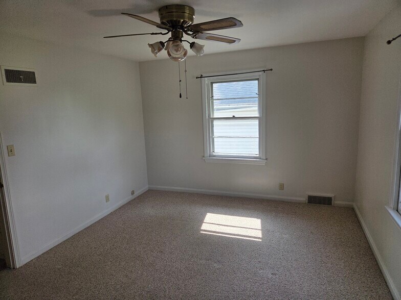 Bedroom - 420 Muth Rd