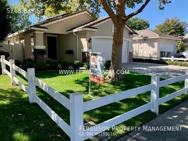 Primary Photo - 5248 Bay St