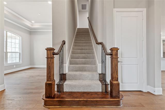 Building Photo - 813 Gallant Fox Trail