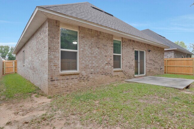 Building Photo - 5402 Parkside Dr