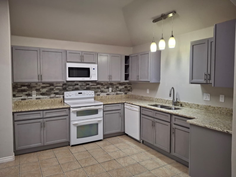 Building Photo - 6805 Terbet Ct