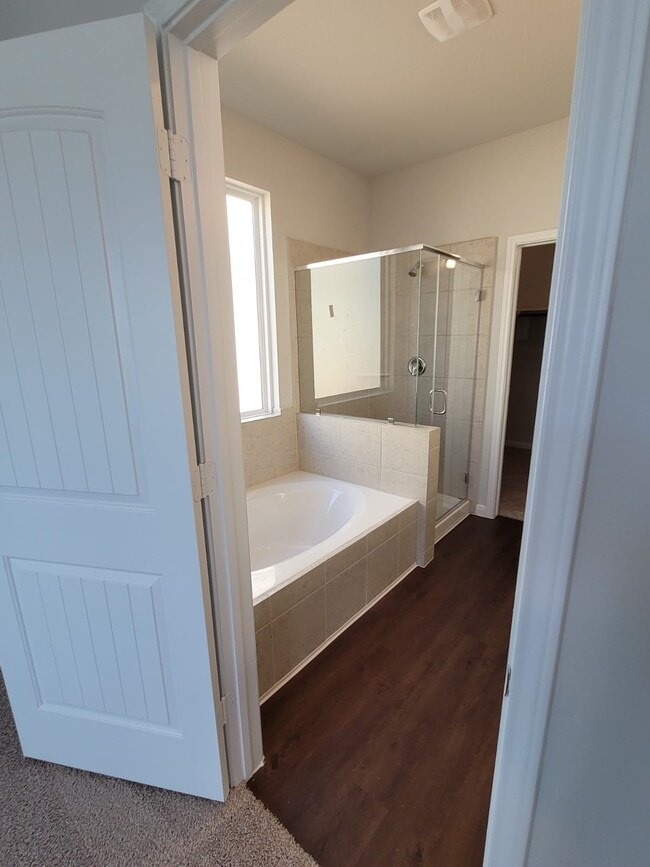 Building Photo - 4325 McGregor Blf Ln