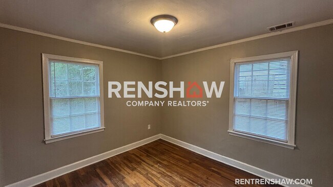 Building Photo - 899 Chatwood St