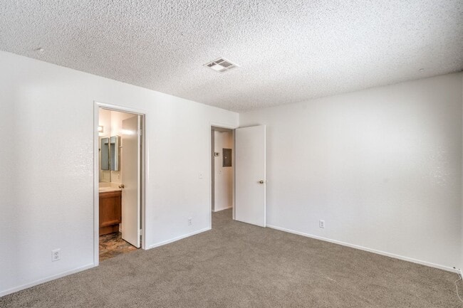 Building Photo - 1333 Pinto Rock Ln
