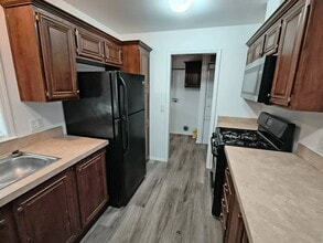 Building Photo - 386 Petrol Rd