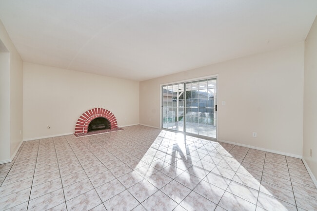 Building Photo - 15507 Caulfield Ave