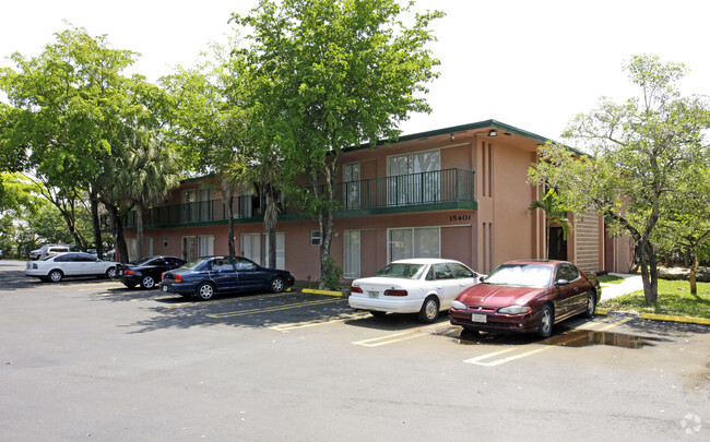 Building Photo - The Keys Apartments