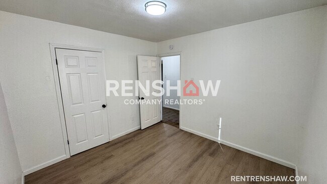 Building Photo - 285 Lucy Ave