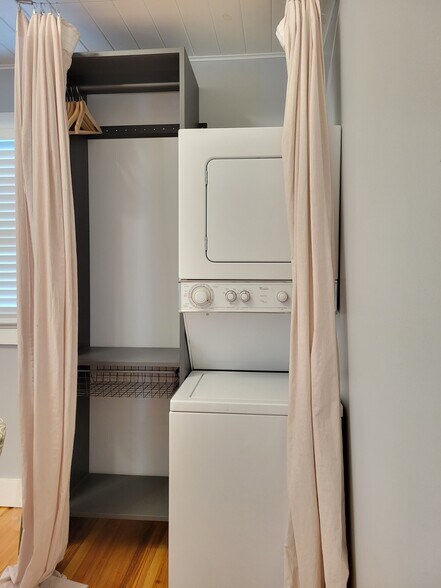 Personal washer and dryer - 701 Bay Ave