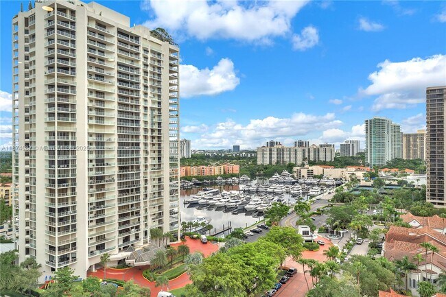 Building Photo - 19355 Turnberry Way