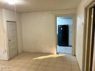 Building Photo - 2526 Yandell Dr