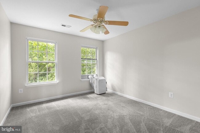 Building Photo - 10004 Field Stone Ct