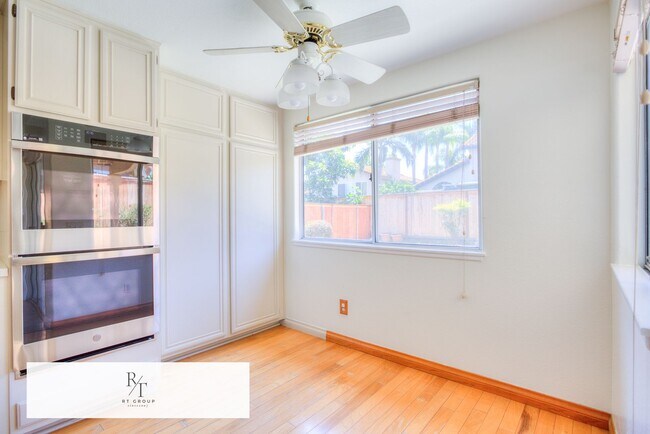 Building Photo - Beautiful 3 Bed / 2.5 Bath Home in the Corona-Norco Unified School District